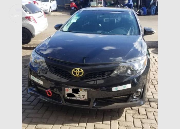  2014 Camry SE fully loaded