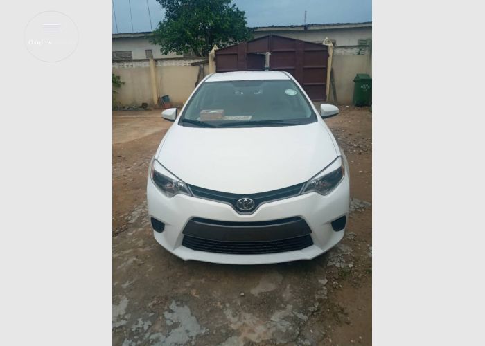  2016 ToyotaCorolla LE Basic