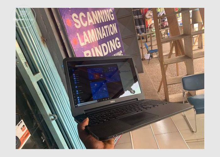  Intel Core i3 Dell Laptop 