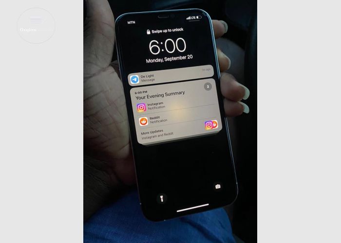   iPhone 12 pro max 128 gig 