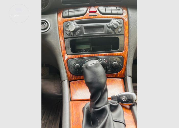  Mercedes Benz 220 