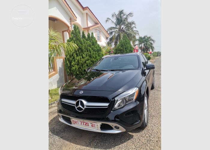  Mercedes Benz gla 250