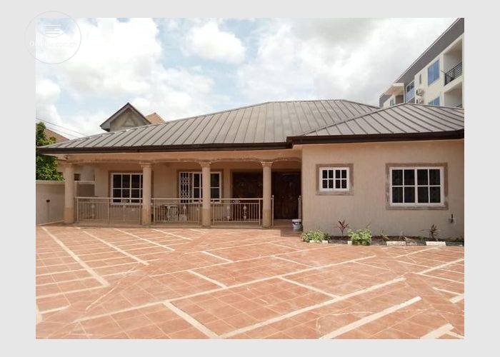  New 4-bedroom house for sale at Old Ashongman