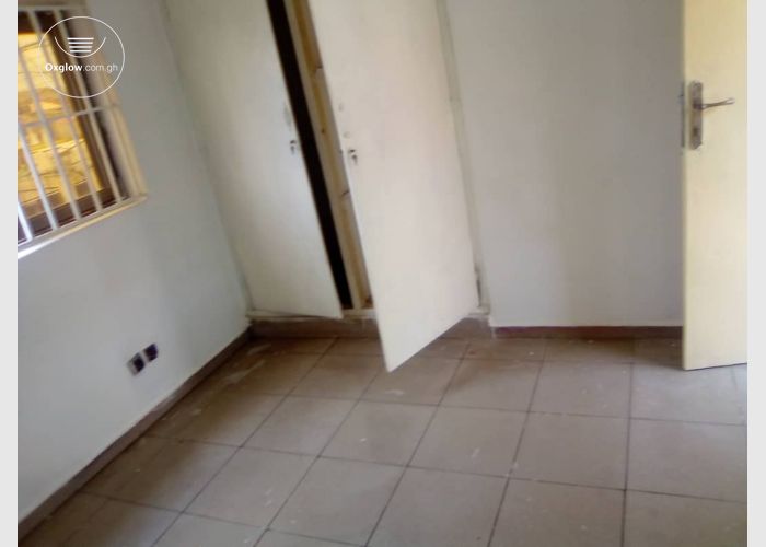  Single room available at Accra Christian village side