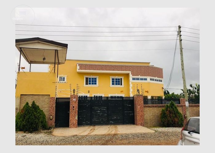  THREE UNIT APARTMENT FOR SALE