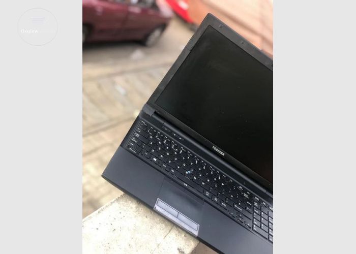  Toshiba Tecra R950