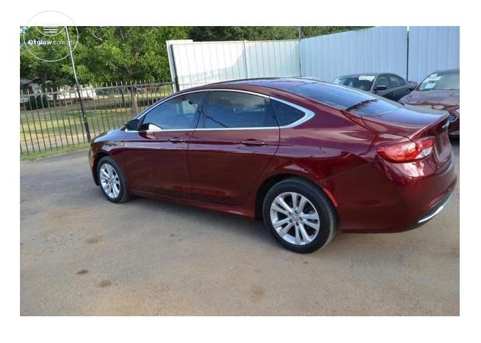 Chrysler 200 