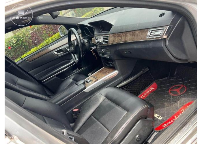 *Mercedes Benz E350 4matic 2016 model