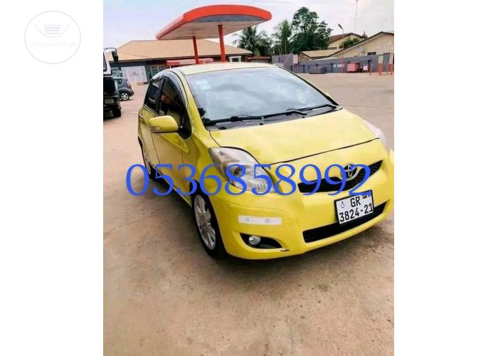  Toyota Vitz 