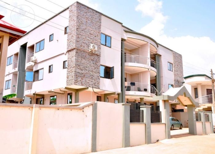 12 Bedroom Apartment House