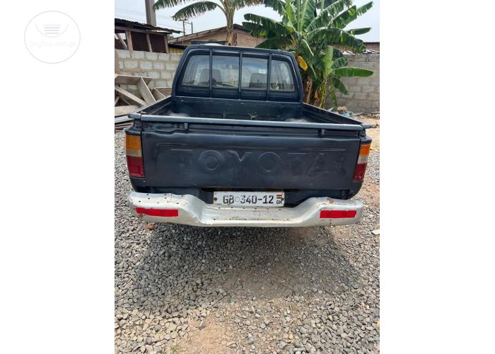 2006 Model Toyota Hilux Pickup Registered 