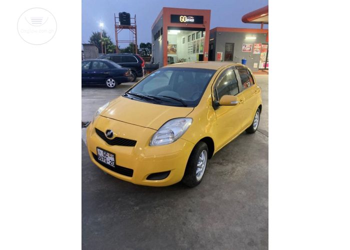 2010 Toyota Vitz