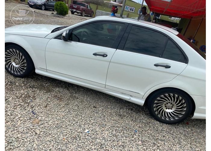 2011 Model Mercedes Benz c300 4matic Edition Unregistered With Sunroof