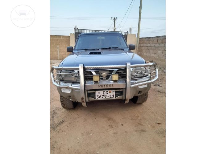 2011 Registered Nissan Patrol Manual Transmission Diesel Engine Neat Interior