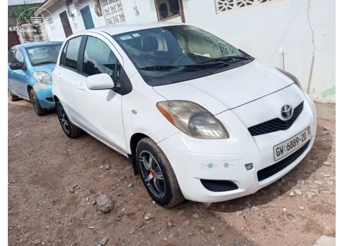 2011 Toyota Yaris for Sale