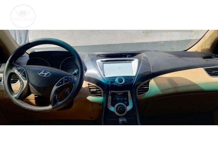 2012 Hyundai Elantra