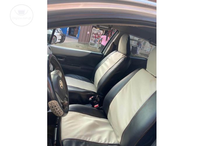 2012 Toyota vitz