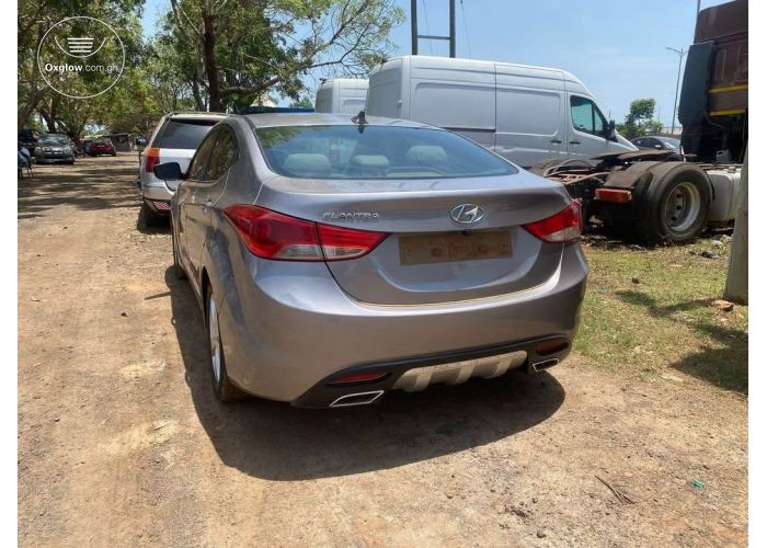 2013 HYUNDAI ELANTRA