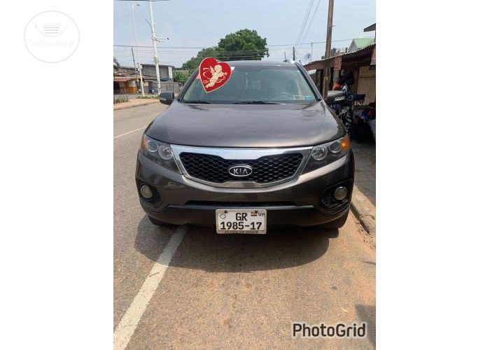 2013 Model Kia Sorrento Registered 2017 Automatic transmission 7 Seater