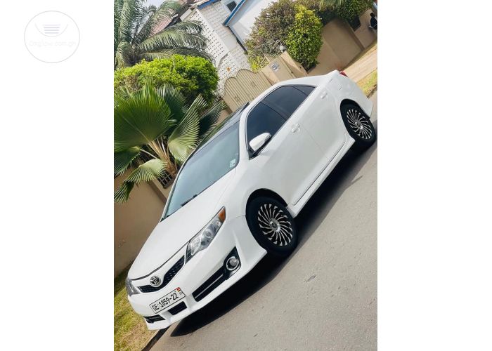 2014 Toyota Camry SE