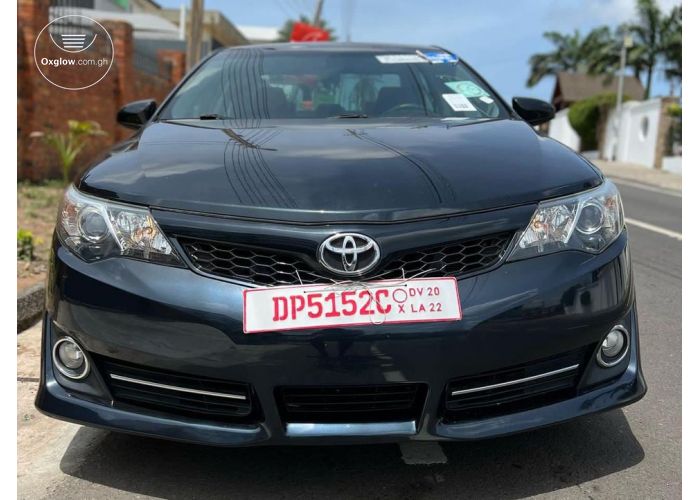 2014 Toyota Camry SE