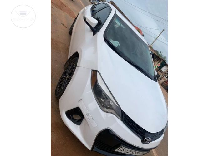 2014 TOYOTA COROLLA S