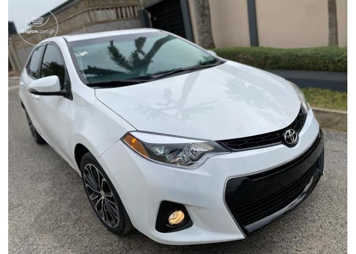 2015 Toyota Corolla Sports Fully Loaded