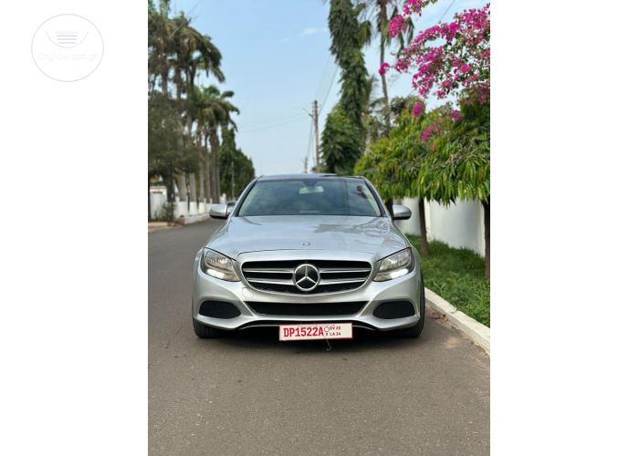 2017 Mercedes-Benz C300 Fully Loaded