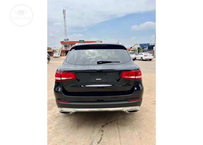 2017 model Mercedes-Benz GLC 300 4MATIC