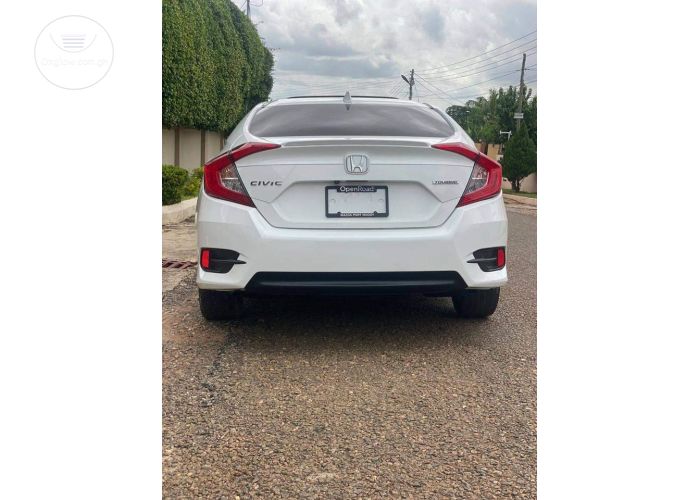 2018 Civic Touring