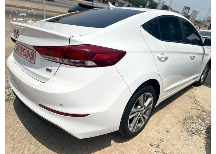 2018 Hyundai Elantra