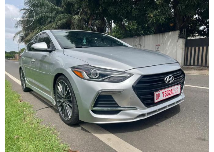 2018 Hyundai Elantra SE