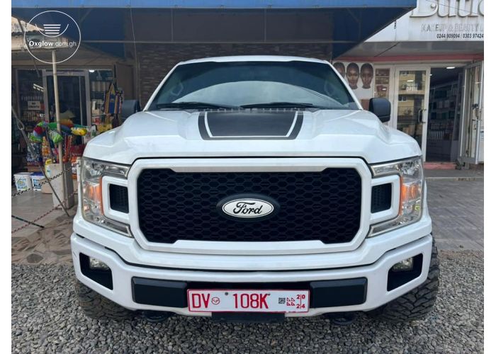 2018 Model Ford F150 Pickup Unregistered Key Start Reverse camera Leather seats