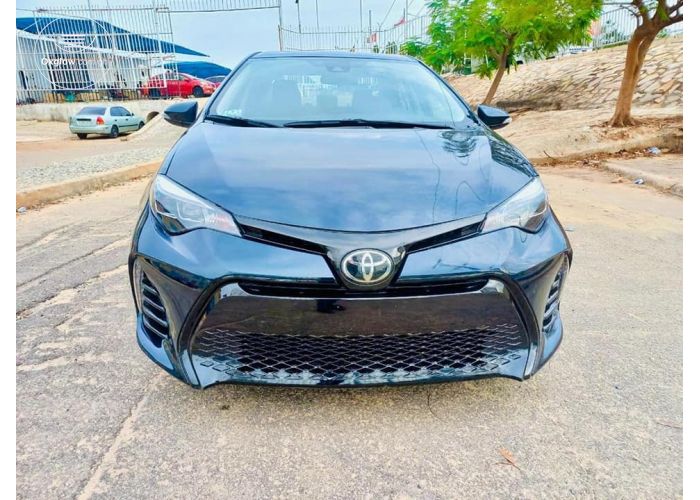 2018 Toyota Corolla SE