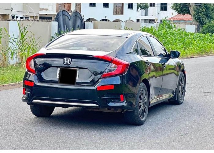 2019 Honda civic LX.