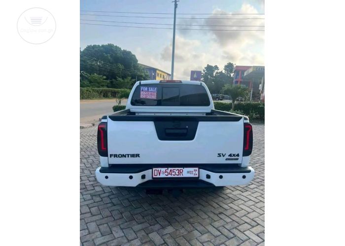 2020 model Nissan Frontier