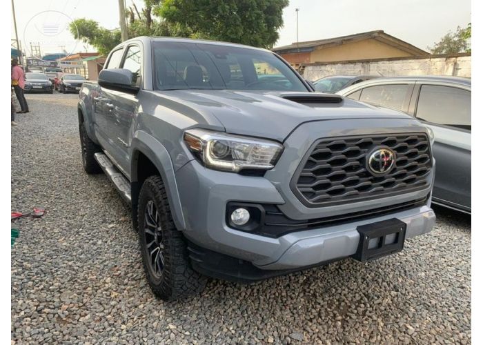 2020 Toyota Tacoma Sports