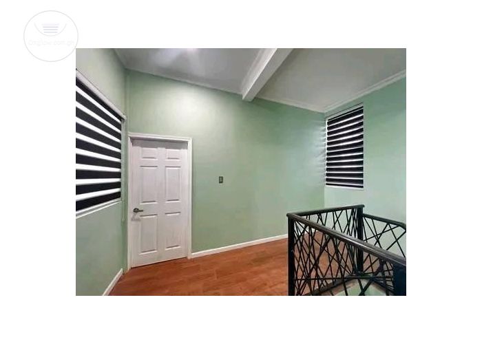 3 Bedrooms House