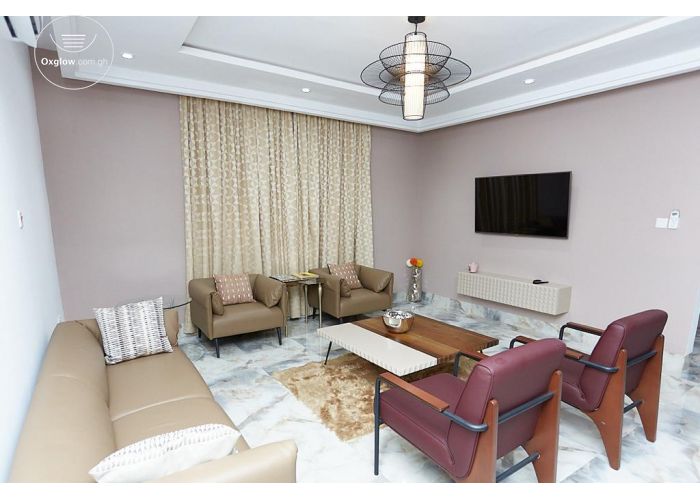 5BEDROOM HOUSE