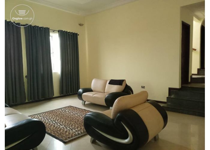 9 Bedrooms Executive House For Sale 