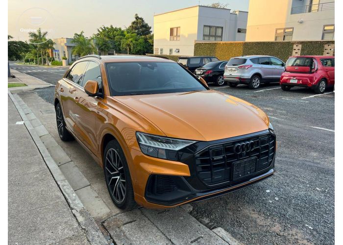 Audi Q8