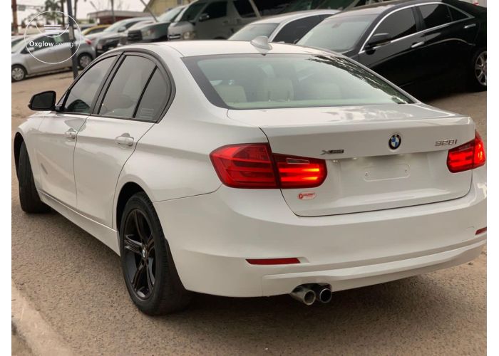 BMW 328i 
