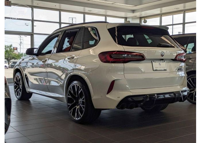 BMW X5M 