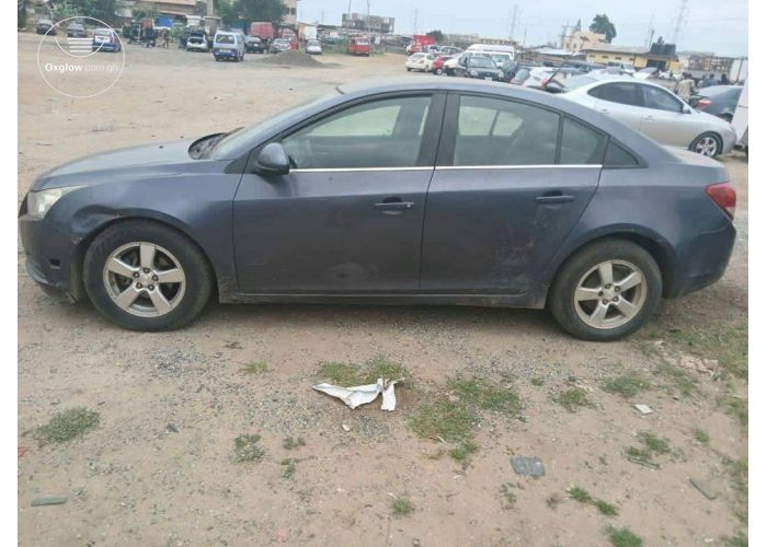 CHEVY CRUZE