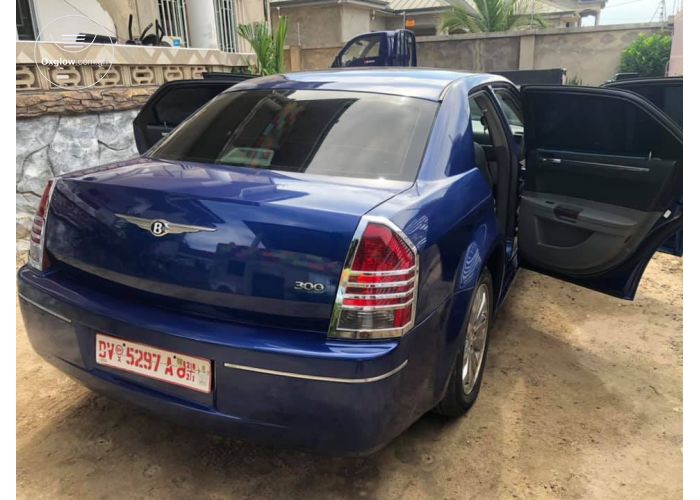 Chrysler 300