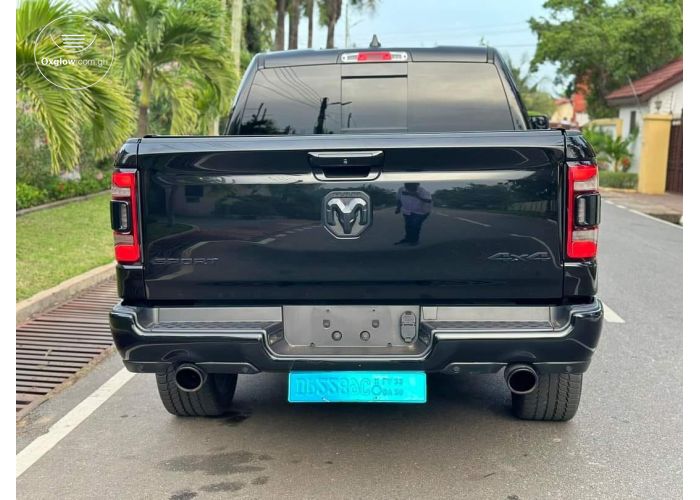 Dodge Ram 1500 Sport 