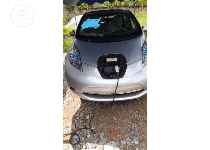 Electronic Nissan Leaf 2012 Model