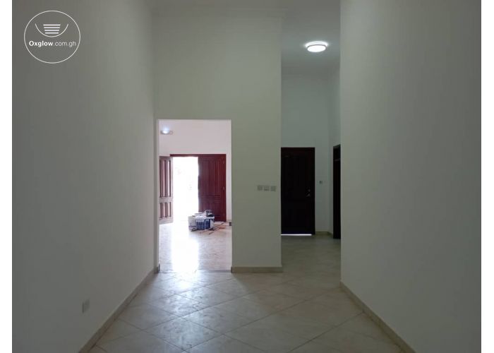 Executive 3 bedroom self compound 