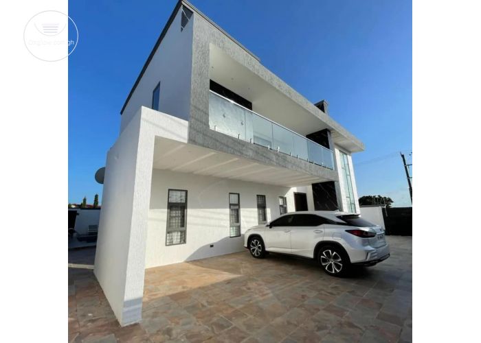 Executive 4 Bedroom House