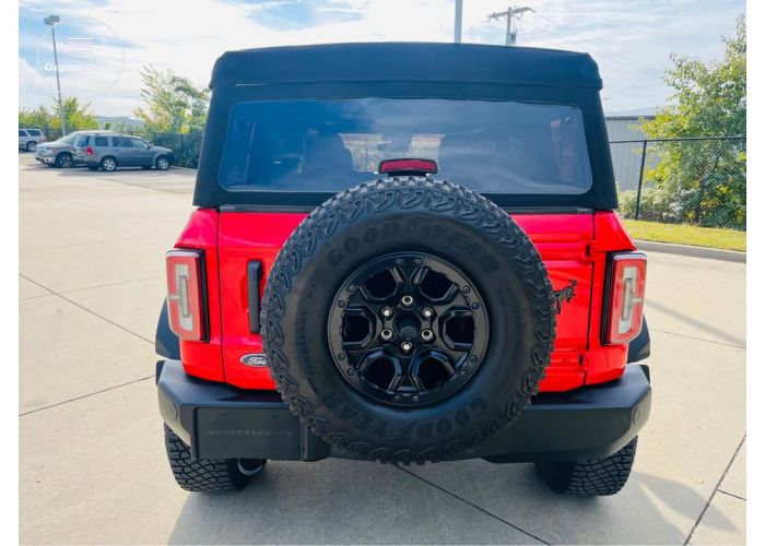Ford Bronco 